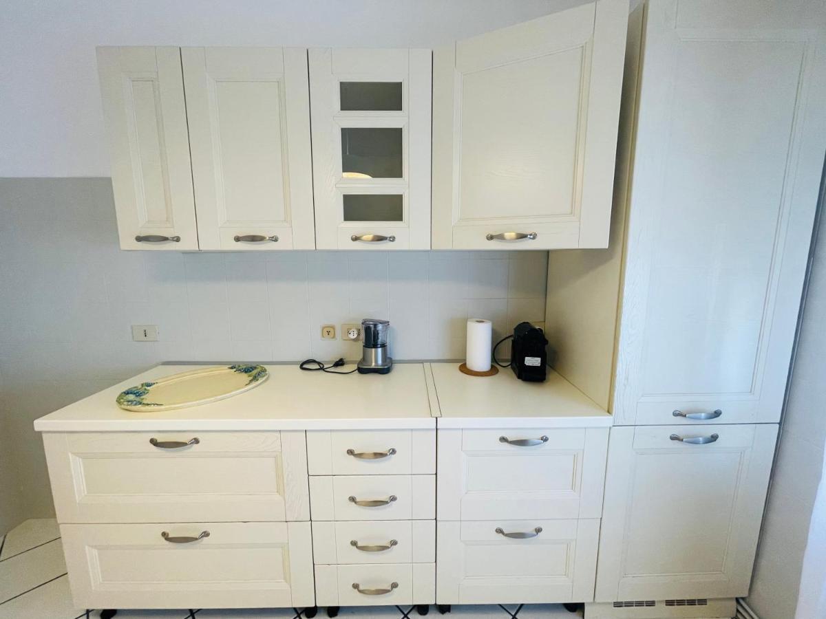 Family Apartment Piazza Milano - Jesolo Ngoại thất bức ảnh